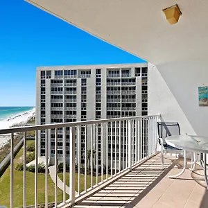  Holiday home Shoreline Towers